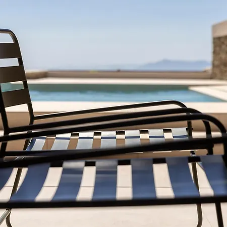 Casa Eterna * Agios Romanos