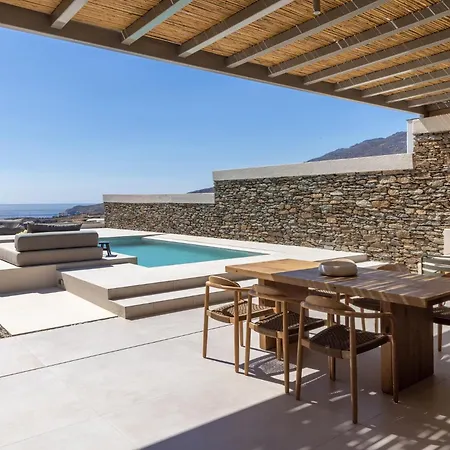 Casa Eterna * Agios Romanos