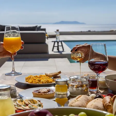 Casa Eterna * Agios Romanos