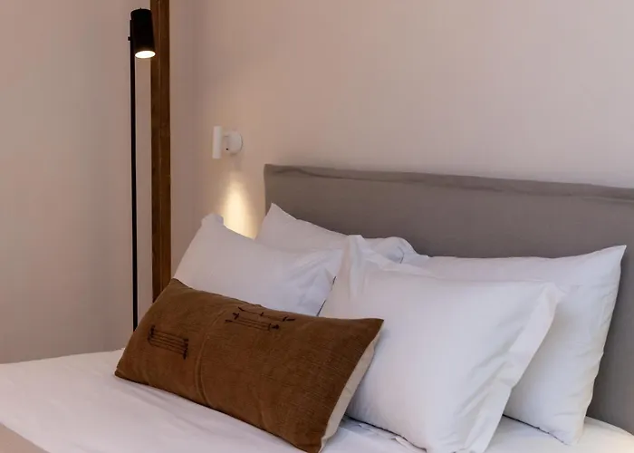 Casa Eterna Agios Romanos